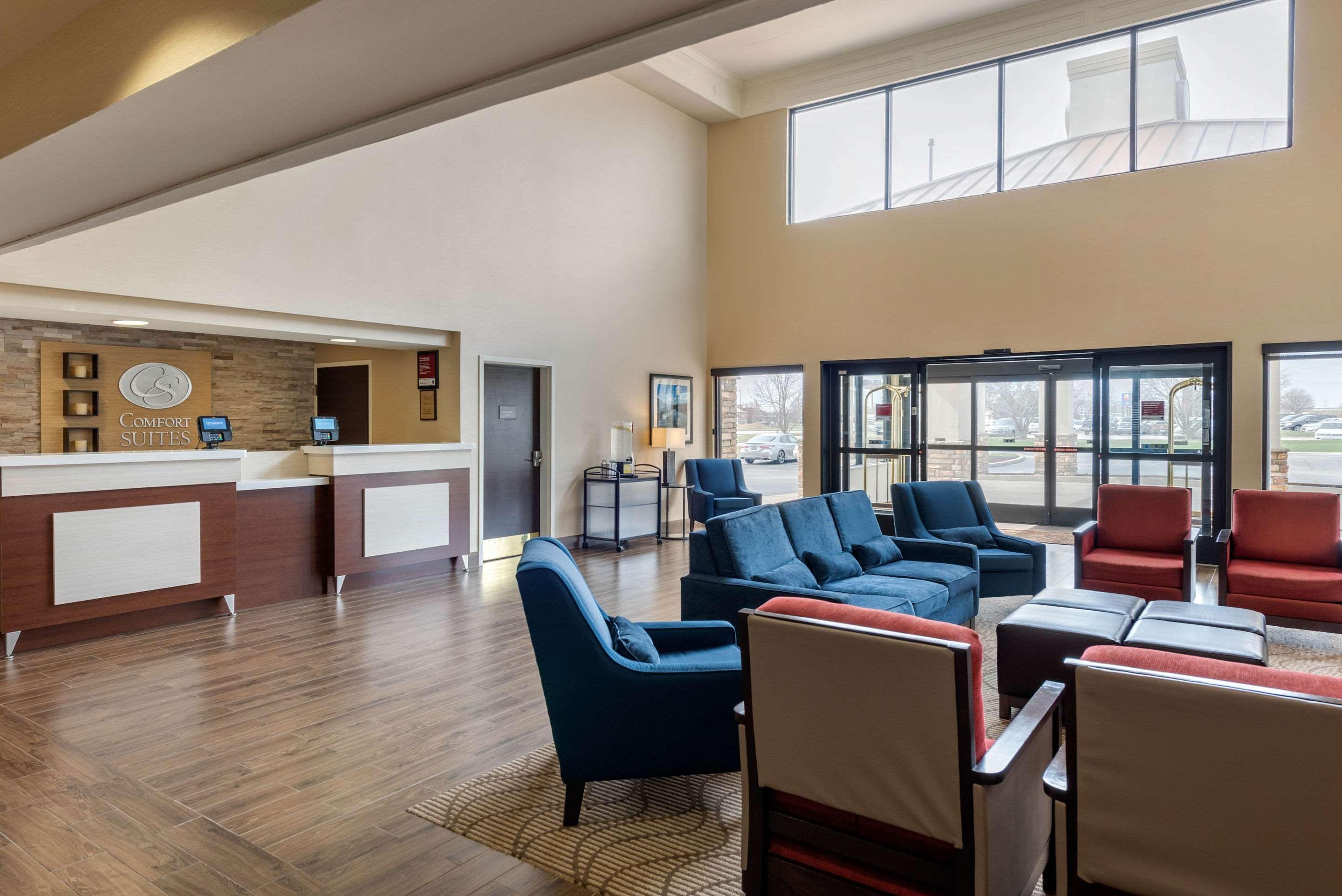 Comfort Suites Lafayette University Area Exterior foto