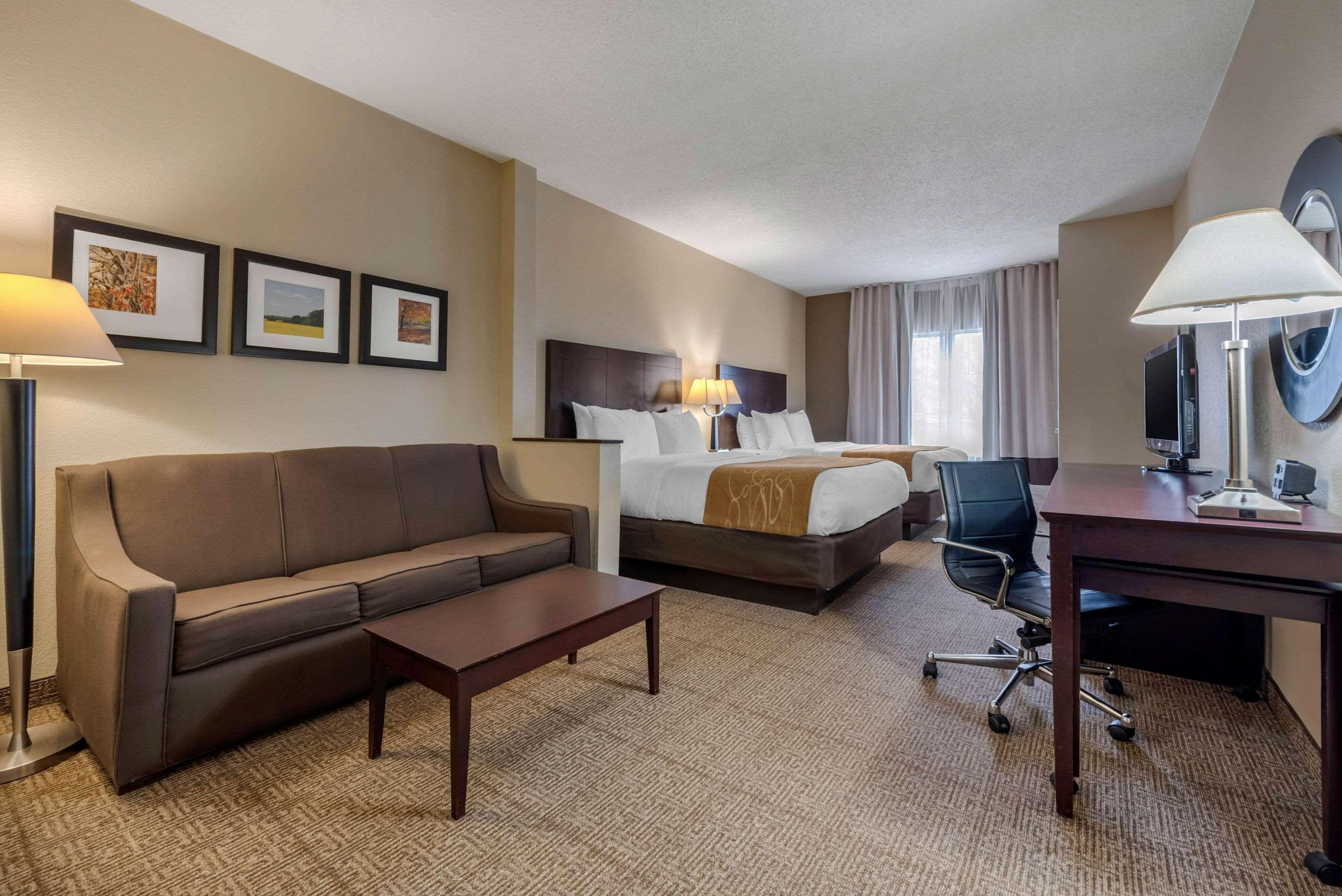 Comfort Suites Lafayette University Area Exterior foto