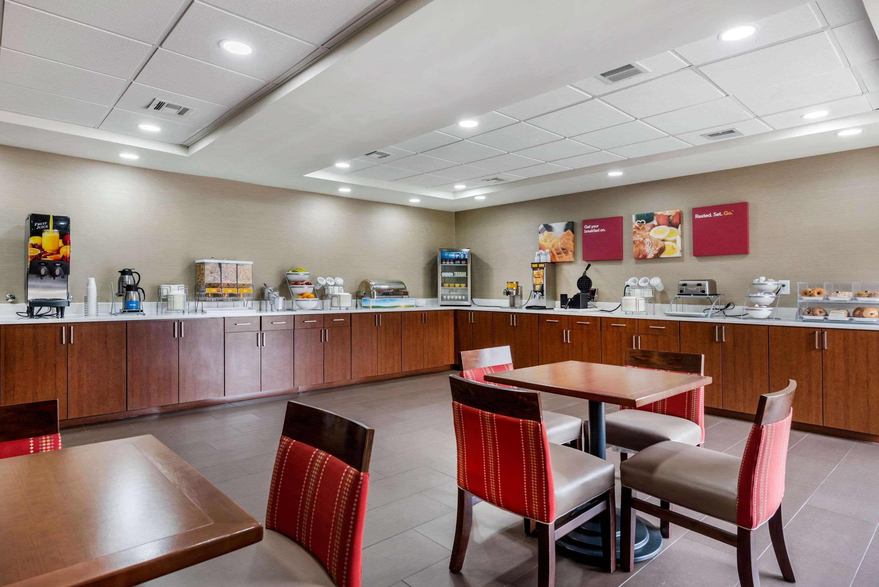 Comfort Suites Lafayette University Area Exterior foto