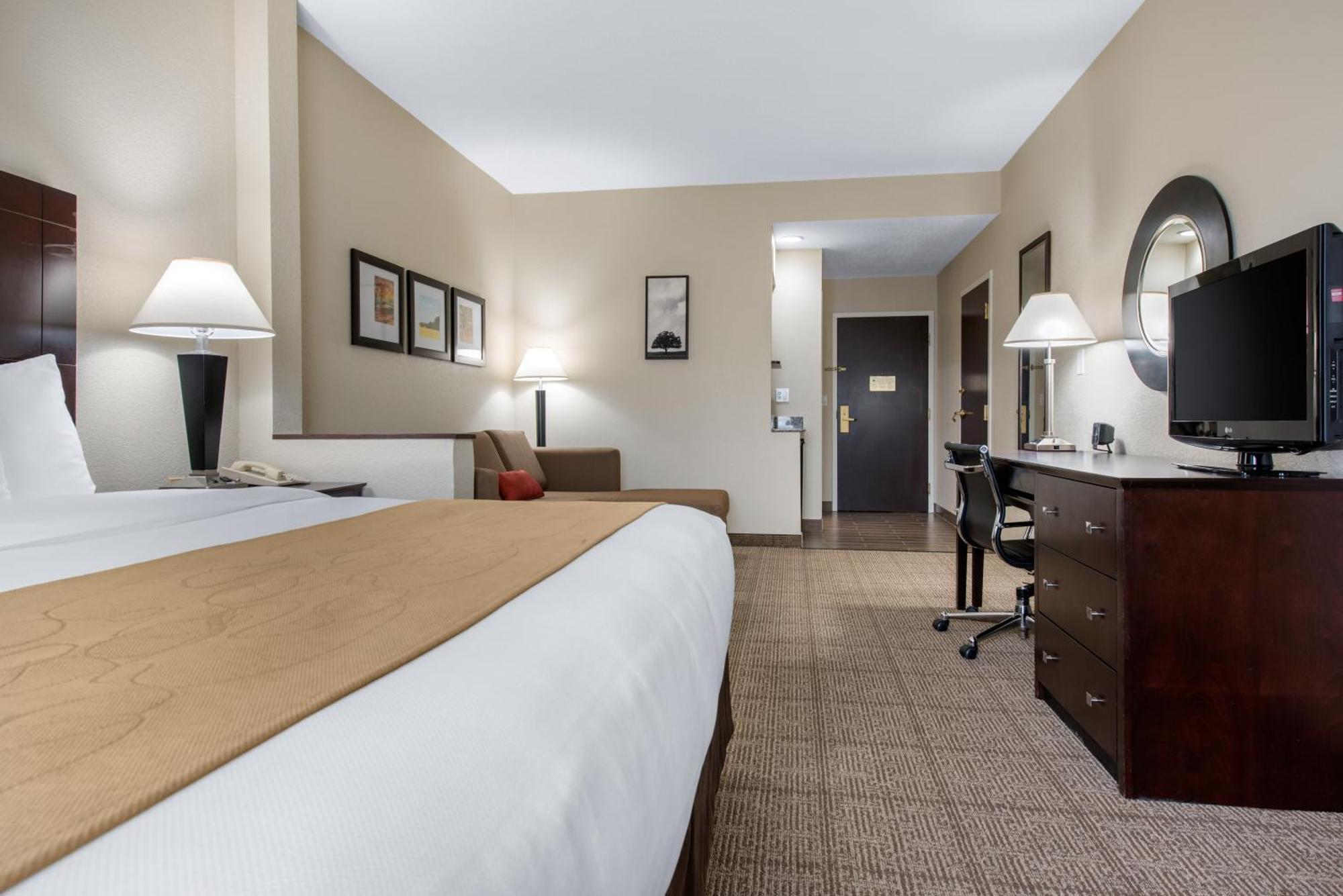 Comfort Suites Lafayette University Area Exterior foto